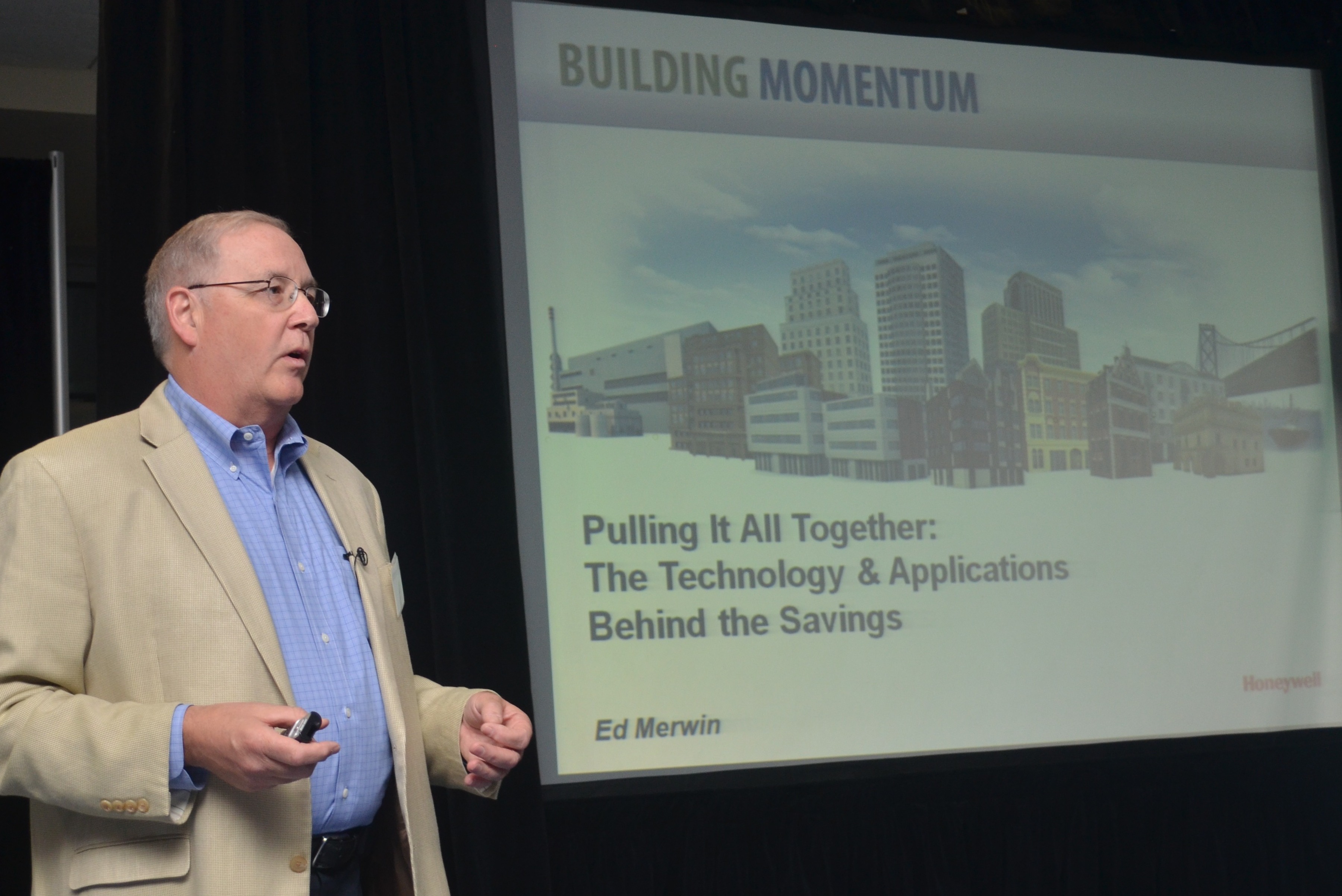 Ed Merwin, Niagara sales leader for Honeywell ECC Niagara Framework-based brands, gives his presentation, Putting It All Together: The Technology & Applications Behind the Savings.